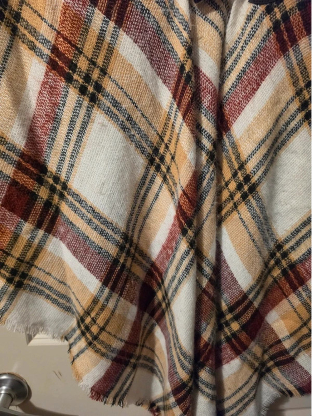 Max Studio Poncho - Picture 5 of 5